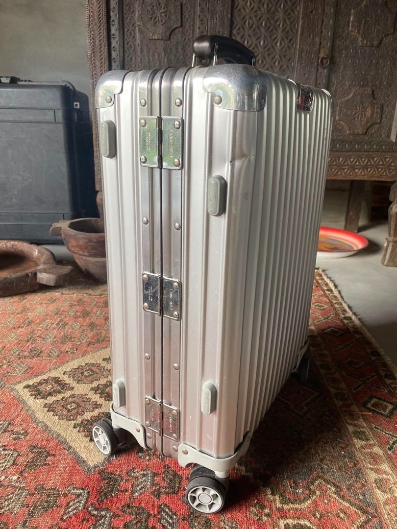 Rimowa Classic Cabin 37L Silver 4-wheels Carry Case Suitcase