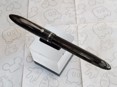 Sheaffer's 350 Grey Striated Vintage Fountain Pen #3 Nib Vacuum Fill Made in USA