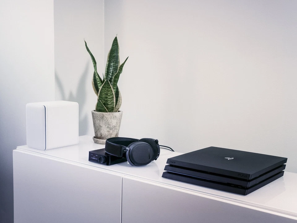 Arctis Pro Wireless Gaming Headset - Lossless High Fidelity Wireless + Blueto... - Image 3 of 4