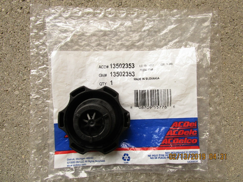 BUICK RADIATOR ENGINE COOLANT RECOVERY RESERVOIR TANK FLUID CAP 20 PSI OEM NEW - Image 2 of 4