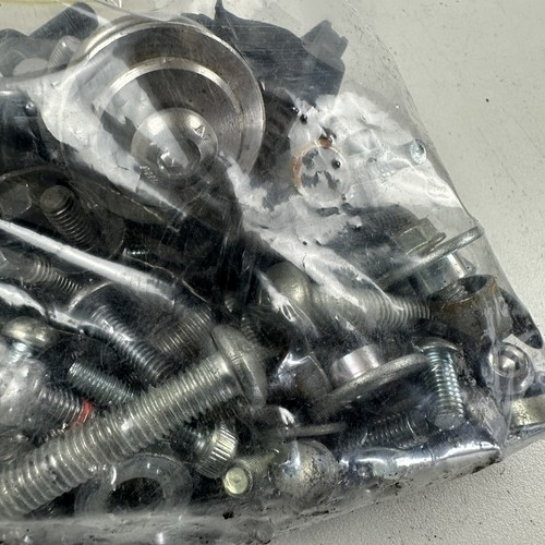 Yamaha XVS1300 1300 2015 Mixed bag random nuts and bolts from dismantle - Picture 3 of 5