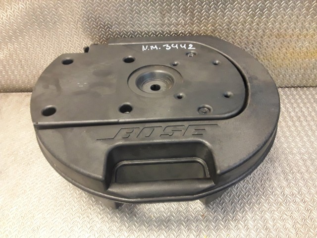 Subwoofer Bose for Nissan Murano Z50 03 