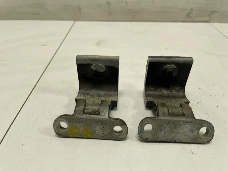 2008 VOLKSWAGEN RABBIT DOBRADIÇA TRASEIRA ESQUERDA E DIREITA TAMPA DO PORTA-MALAS Compatível com 06-09 GOLF GTI - Imagem 4 de 4