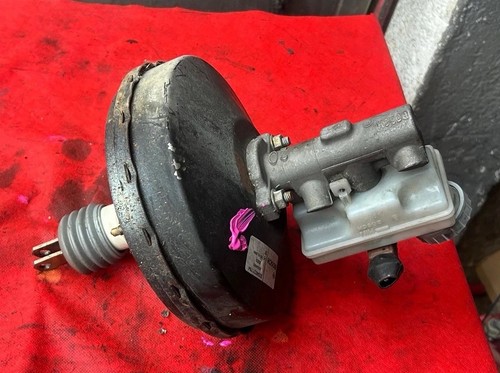 Opel Agila A Hauptbremszylinder mit Bremskraftverstärker Bosch 0204021784