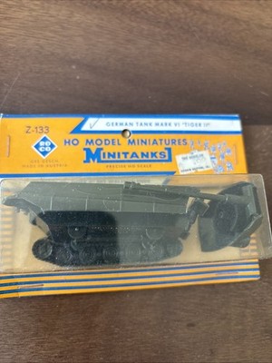 Roco HO German Mark VI King TIger II Tank - Z-133