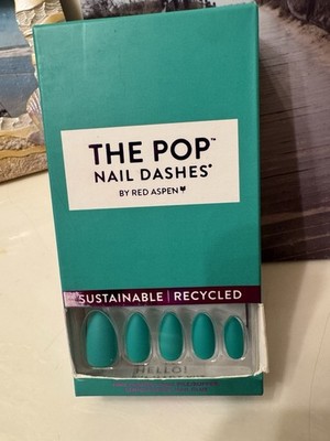 Red Aspen Reusable Nails ALL THINGS GREEN GREER Medium Almond