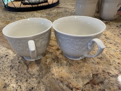 Harmony House fine China White Tea Cups. Two With Handles, Two Without Handles