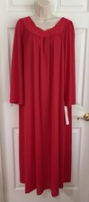 Shadowline Womens Size Large Long Sleeve Nightgown Holly Red Nylon Silky NWT