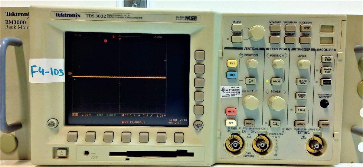 Tektronix TDS 3032 Two Channel Color Digital Phosphor Oscilloscope