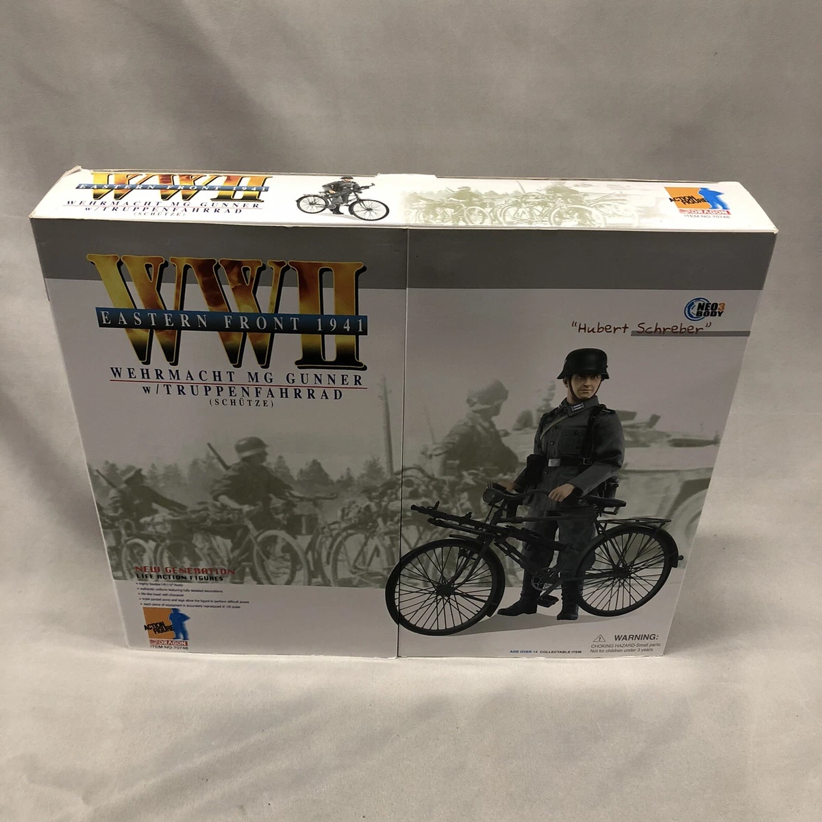 Dragon WWII German Gunner Hubert Schreber w Bicycle 70748 1 6 12 Figure eBay