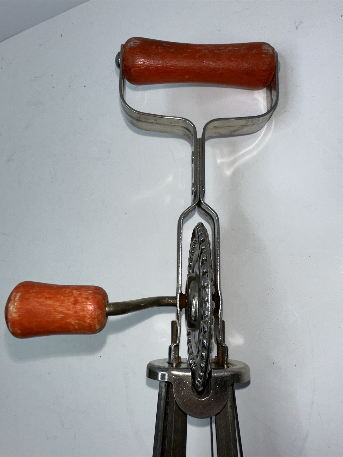 Vintage ANDROCK High Speed Beater Hand Mixer Egg Beater USA Red Wooden Handle