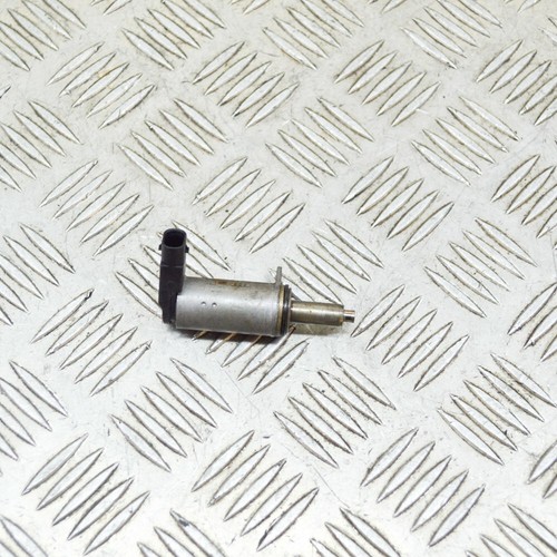 Audi A5 8F Nockenwellenverstellventil 06H103697B 108043-01 2.0Benzin 155kw 2012