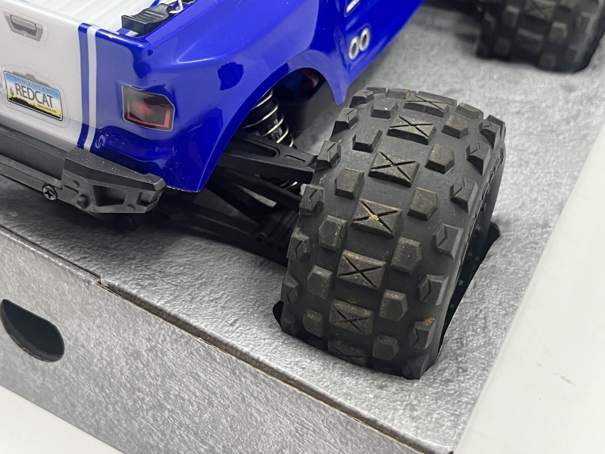 Redcat Racing Volcano-16 1/16 Scale Brushed Monster Truck Blue With Box