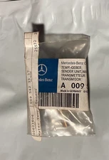 Mercedes Genuine Water Coolant Temperature Sender Sensor 0095423517  NEW NLA