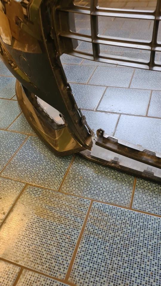 A6 Competition Stoßstange - Bild 4 von 4