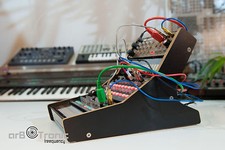 Korg SQ-1 / Volca Ständer Trio MIX Bass Keys Beats Sample FM Kick Desktop Stand