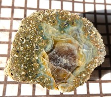 Grüner Mulde-Achat mit Amethyst, NW-Sachsen