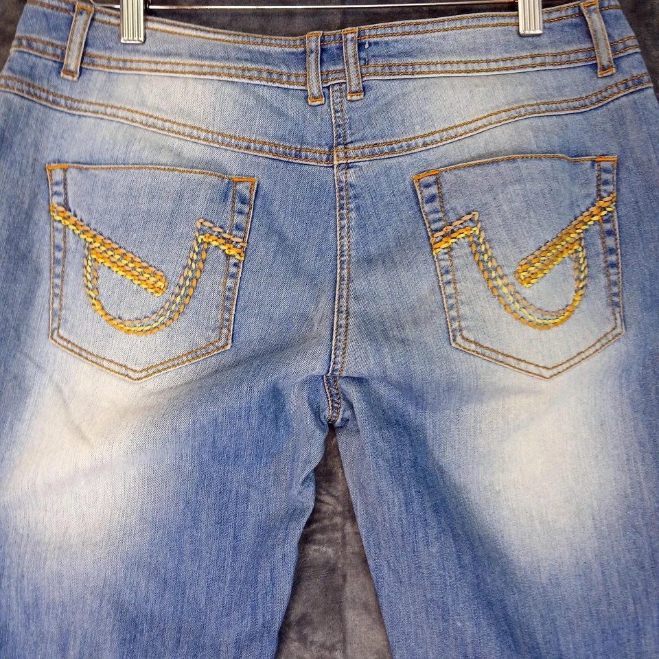 Pantalones de mezclilla de colección Blu Byblos para hombre 34 lavado claro elásticos pierna recta hechos en Italia Foto 2 de 4