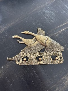 Ducks Unlimited Brass Key Hanger Wall Hanging Decor Cabin Geese Vintage 90s