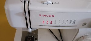 SINGER Novella macchina da cucire elettrica per la casa con punto zig-zag