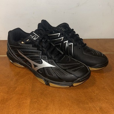 Mizuno Wave Hurricane 3 Women s Size 7.5 Black/Silver