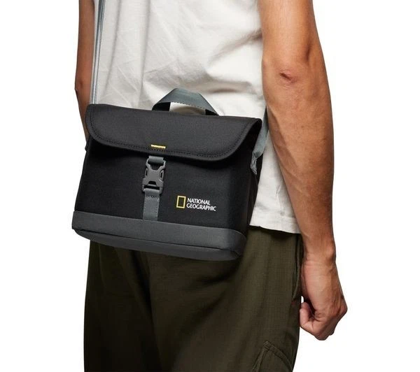 National Geographic NG E2 2370 DSLR Shoulder Bag Medium (Black) - Image 4 of 4