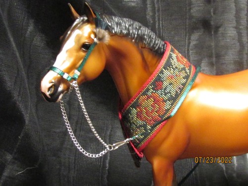 Jaapi 2022 CM Collar Piel Caballo (soporte y collar) Hecho para Breyerfest Nikolas - Imagen 3 de 3
