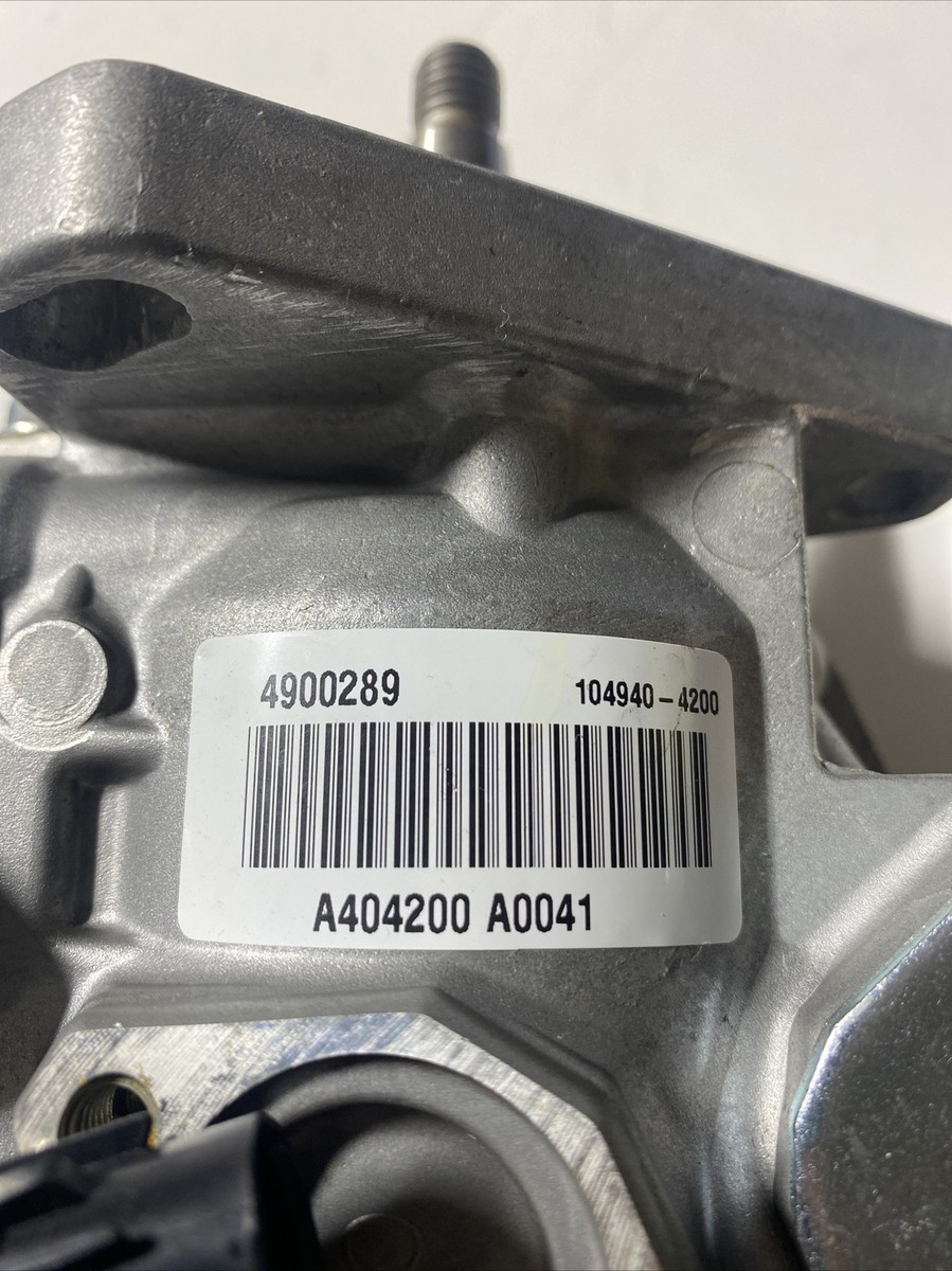 その他 Y Genuine Cummins 4900289 Zexel Doowon 104940-4200 Diesel Fuel