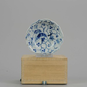 Rare Antique Chinese 17C Porcelain Ming/Transitio