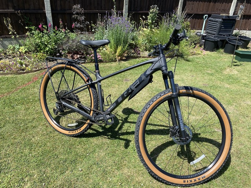 Trek Marlin 8 Gen 3 Size M 29" wheels