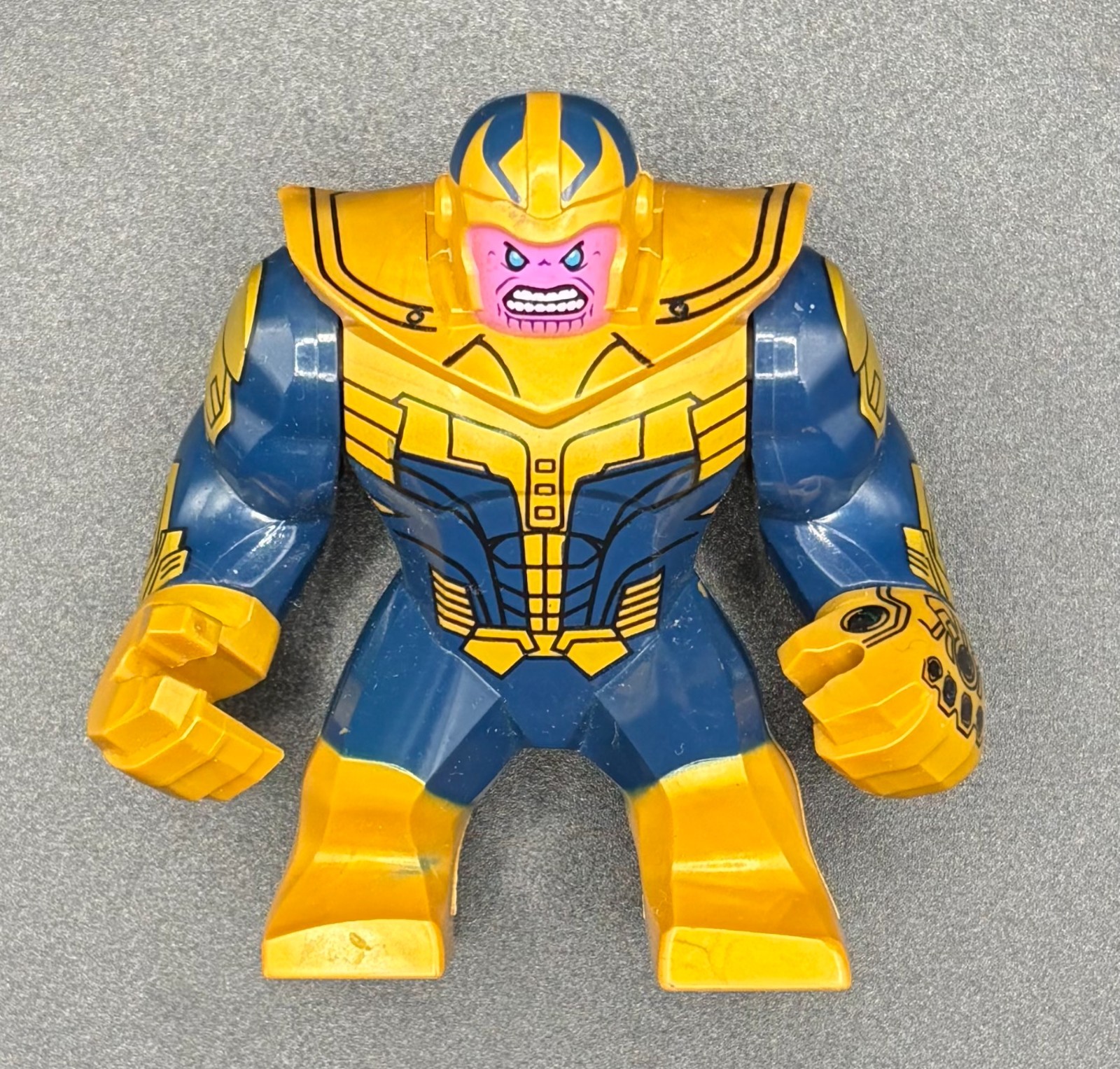 Lego Marvel Avengers Infinity War Thanos Big Fig Collectible