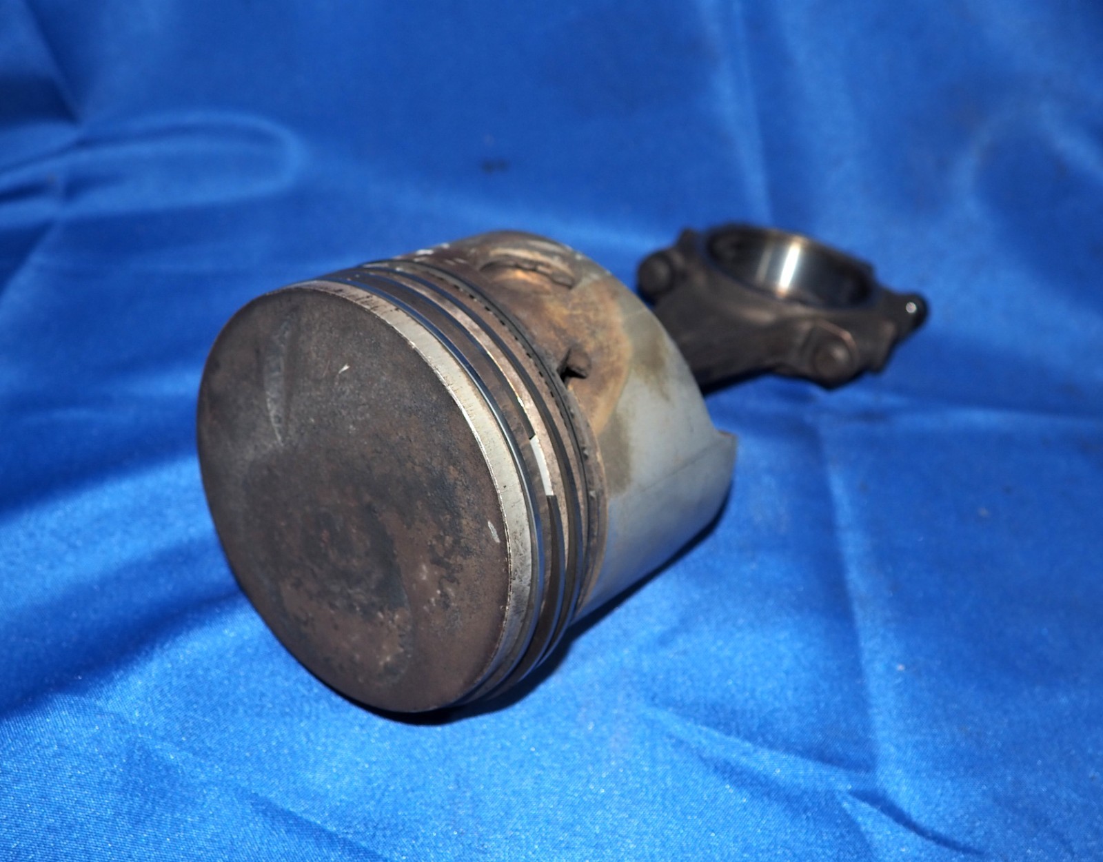 1965-1969 RR Silver Shadow & Bentley T1 6.25L V8 Piston & Connecting Rod J Grade