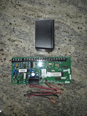 Interlogix NX-4-V2 .08 6032 Security System Controlboard & Plug In Transformer