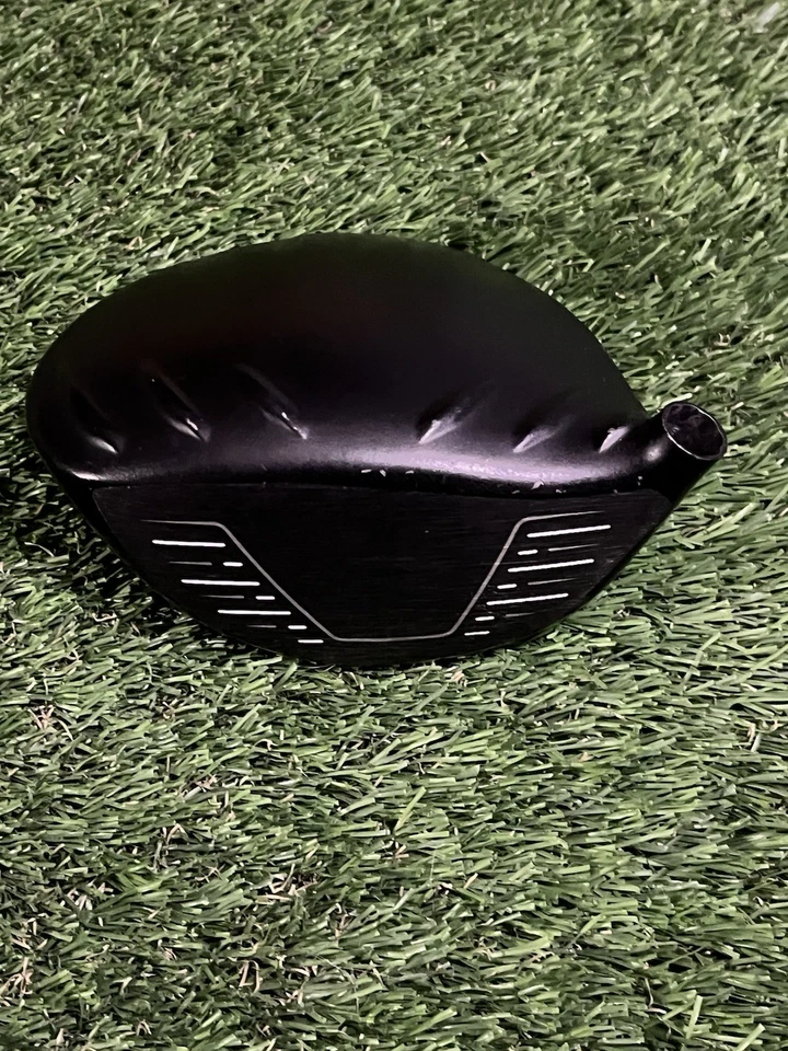 Used Ping G425 Max Right-Handed Driver Head Only 9* Loft With Adjustable Weight. - Image 4 of 4