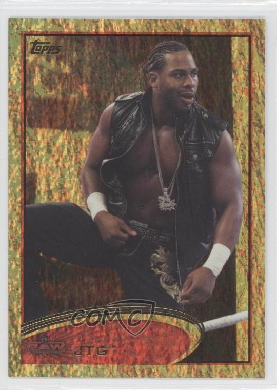 2012 Topps WWE Gold JTG #21 3j2