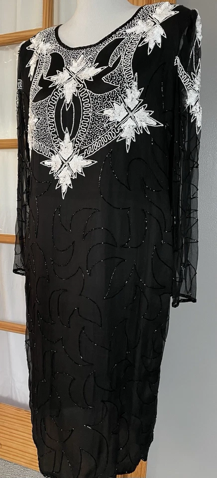 Vestido de Noche De Colección Años 70 Adornado Seda Talla 16 Negro Blanco Cuentas Cachicho Formal Foto 2 de 4