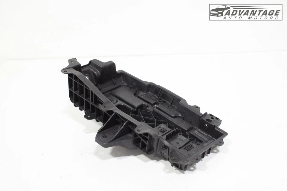 Bandeja de batería Chrysler Voyager 2020-2024 soporte de caja soporte OEM Foto 2 de 4