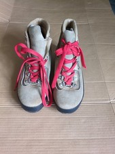 Ladies Raichle Hiking Boots Size 5.5 Beige