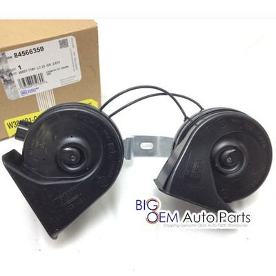 OEM new 14 - 20 Chevrolet Silverado Tahoe GMC Sierra Yukon Dual Horn 84566359