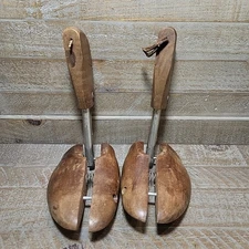 Vintage Rochester Shoe Tree Company New York Wooden Used Condition "GENE" 1 Pair