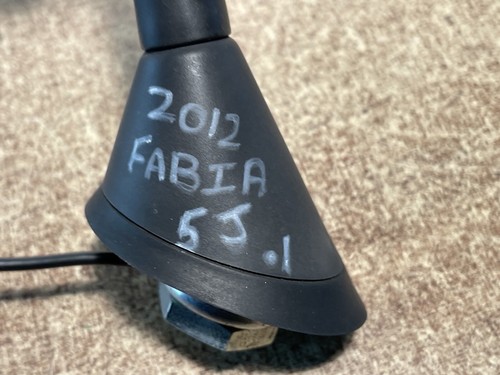 2012 Skoda Fabia 5J Roof Antenna Aerial With Base FREE POSTAGE *1 - Bild 3 von 4