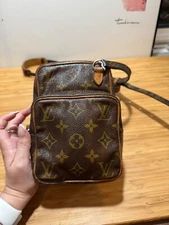 LOUIS VUITTON Mini Amazon Vintage Monogram Crossbody
