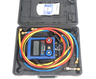 Mastercool 99661-A HVAC Digital 2-Way Manifold With Vacuum Gauge Hoses