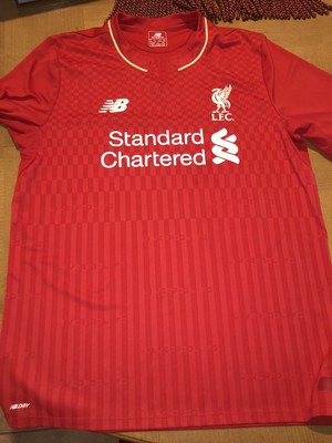 liverpool jersey red
