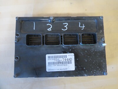 06 2006 Jeep Grand Cherokee Commander 5.7L Engine Control Module ECM 56044744AD