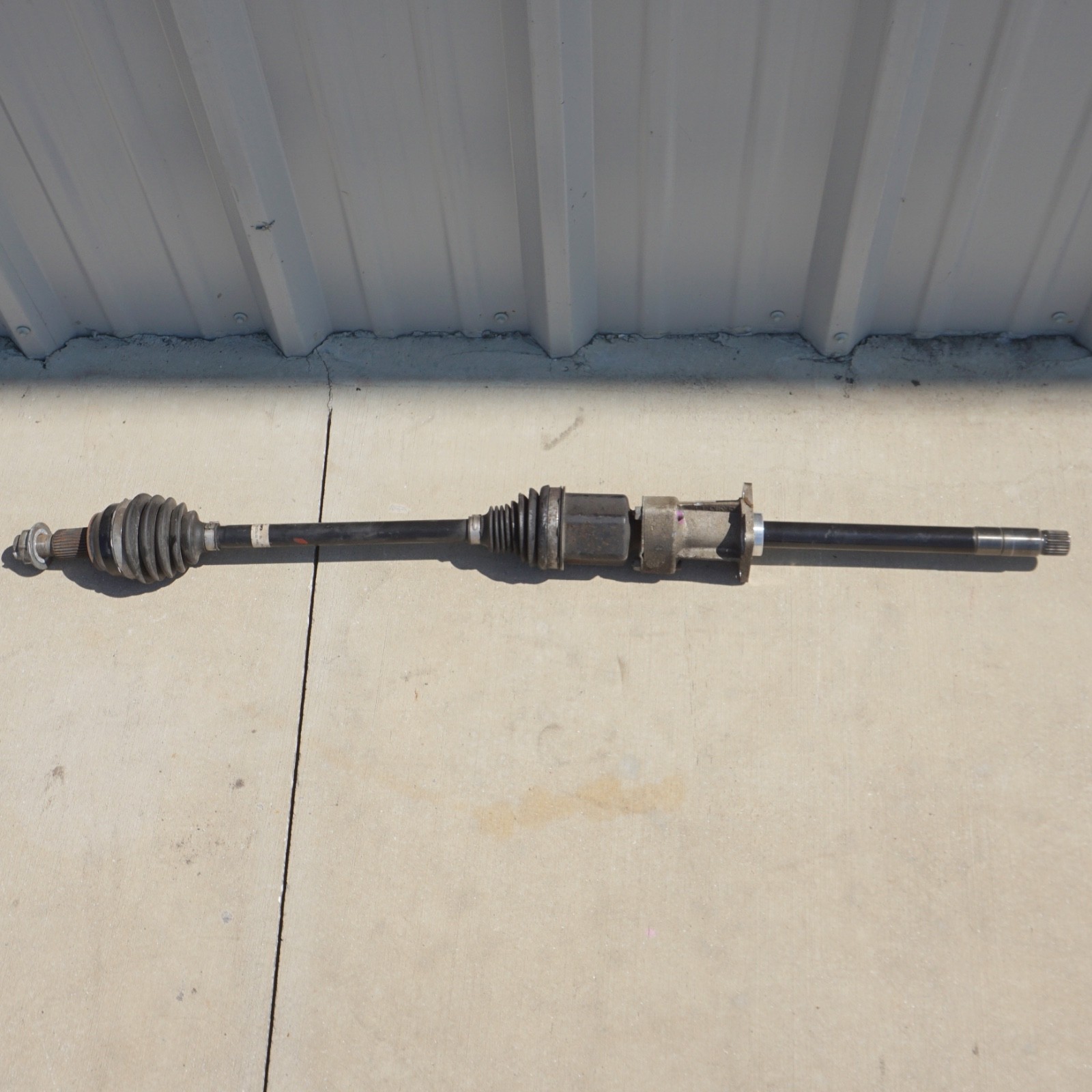 Maserati Ghibli 2014-2020 Front Left Axle shaft P/N 06700070770
