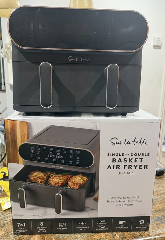 Sur la table 11 Qt. Digital Double Basket Air Fryer 1700W Dual Zone Touchscreen