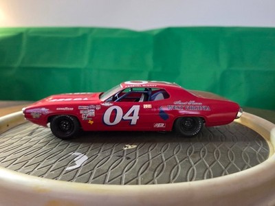 1/24 Hershel McGriff #04 West Virginia 426 Hemi Plymouth NASCAR Hand Built Model