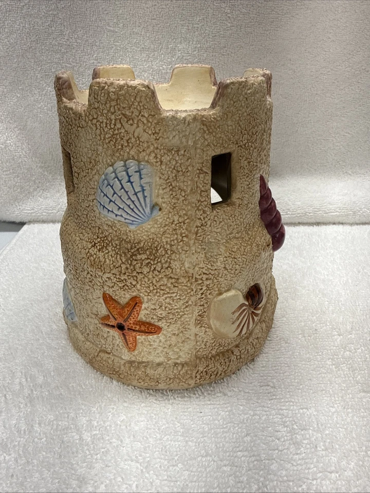 Yankee Candle Cerámica Castillo de Arena Cera Calentador Temático con Conchas de Mar y Tema de Playa Foto 3 de 4