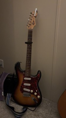 Squier Stratocaster Sunburst Solid Body 6-String RH 21-Fret Rosewood/Maple